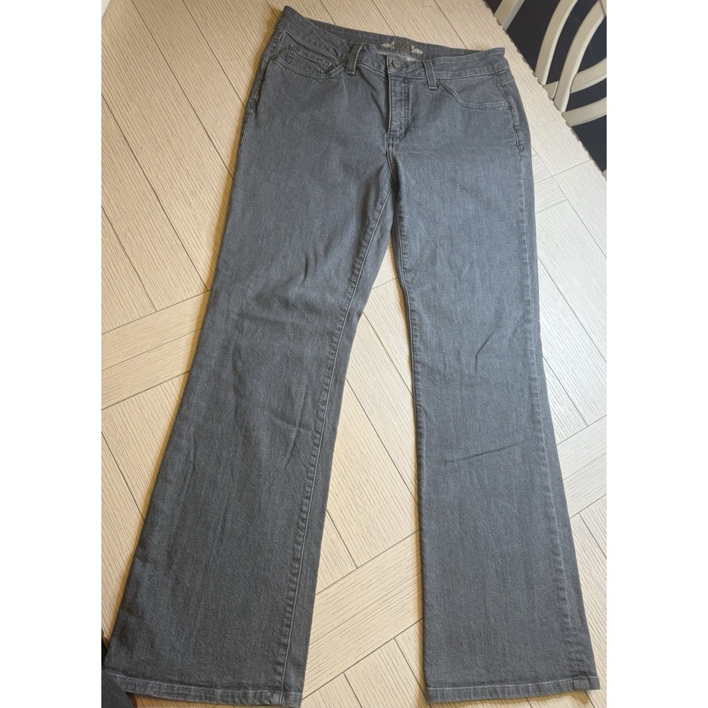 Miracle Body Ladies Flare Leg Gray Jeans‎ W/ Rhinestones On Back Pockets. Sz 14